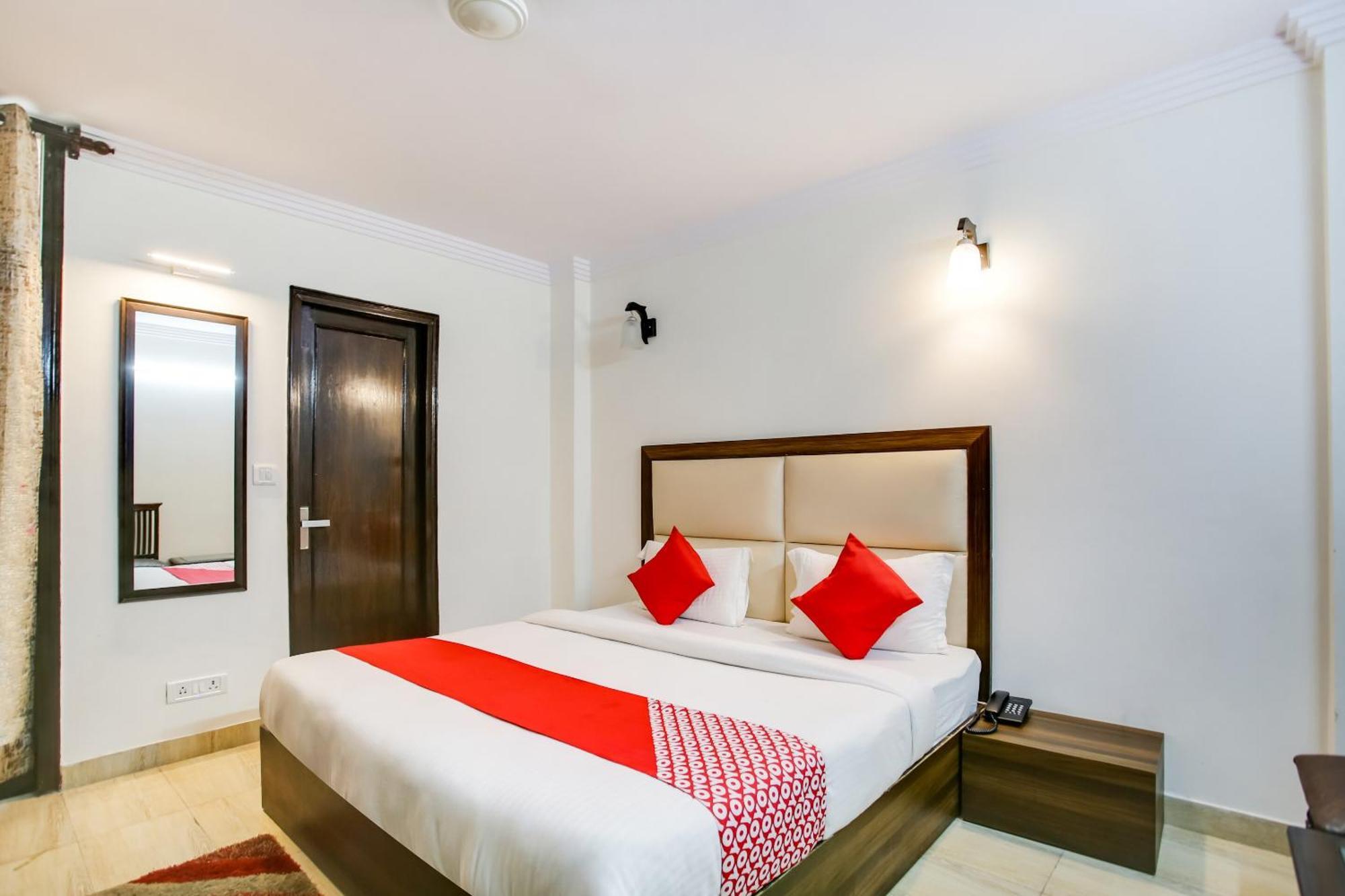 Oyo Hotel New Geetanjali Near Gautam Buddha Park Λάκναου Εξωτερικό φωτογραφία