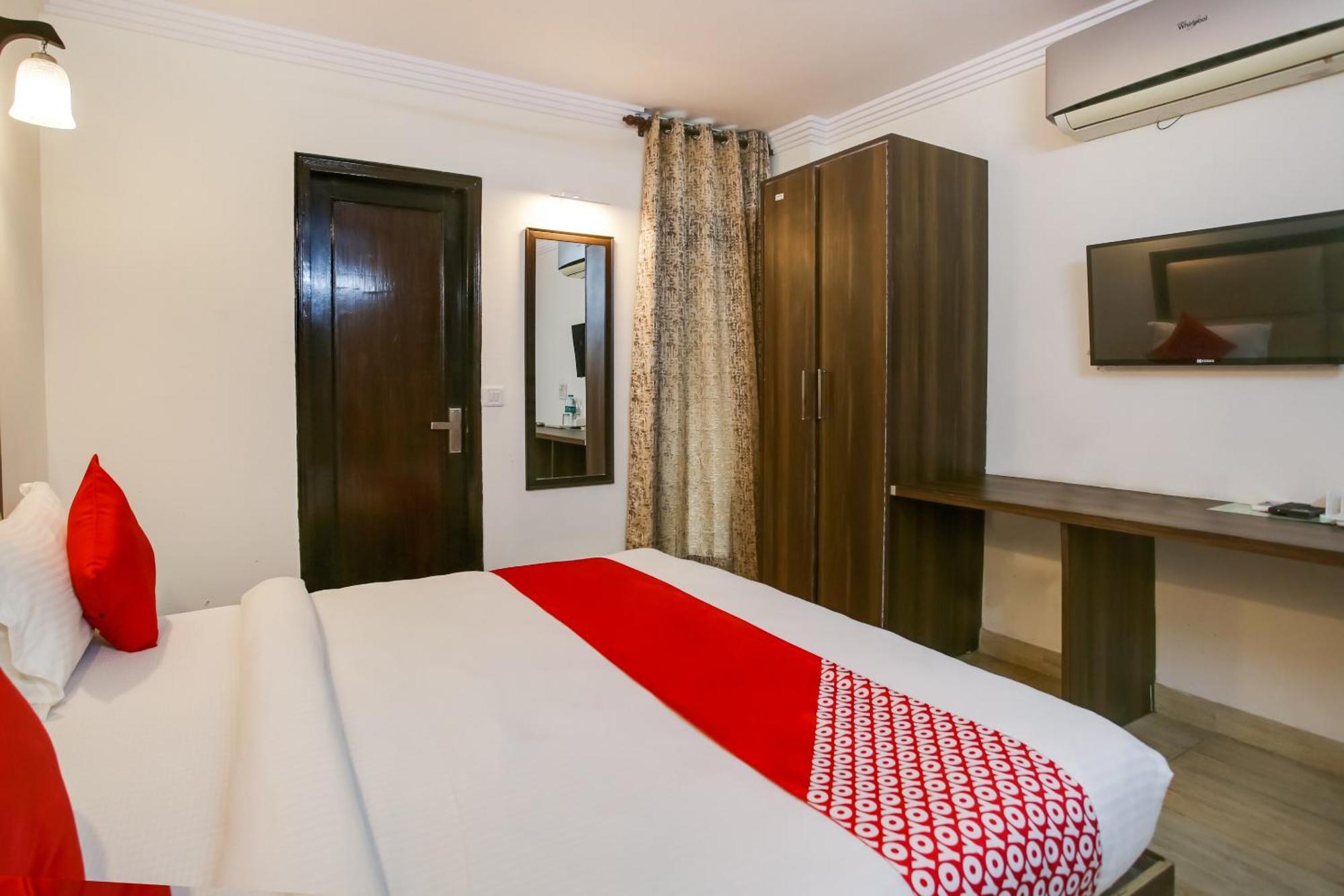 Oyo Hotel New Geetanjali Near Gautam Buddha Park Λάκναου Εξωτερικό φωτογραφία
