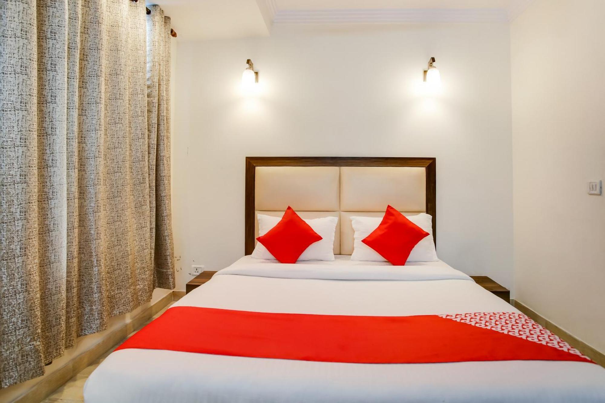 Oyo Hotel New Geetanjali Near Gautam Buddha Park Λάκναου Εξωτερικό φωτογραφία